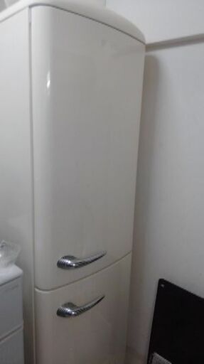 Gorenje の冷蔵庫白