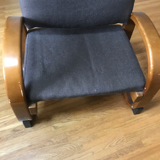 小型の椅子