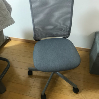 値下げ　IKEA椅子(昇降可能)(定価5,000円)