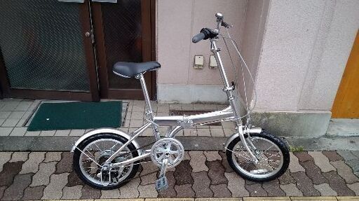 16吋 アルミフレームの折り畳み自転車 6speed/シルバー