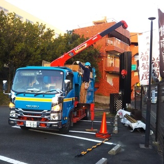 トラックドライバー急募！　経験・年齢性別不問！【大阪市版】4月30日　 - 大阪市