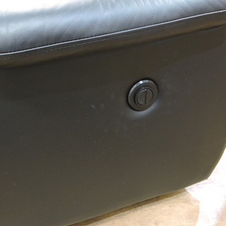 (Y)札幌 北大前 引取 ニトリ 3人掛け本革電動リクライニングソファ ブラック 黒