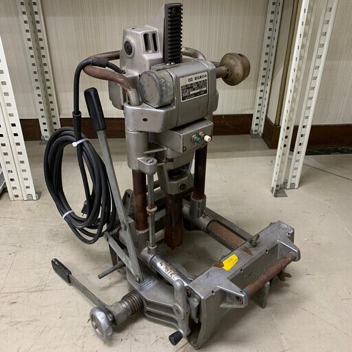 日立　HITACHI　電気角のみ　角ノミ　100V　50/60Hz　10A　切削工具　電動工具　DIY　大工道具　工事現場\tHG28