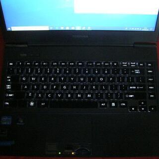 ♪超薄型光るキーボード♪i5搭載ノート♪R631/28E