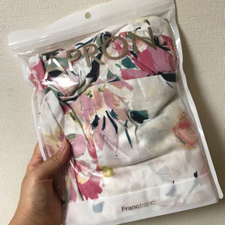 未開封 Francfranc フランフラン ブルーミー 花柄ラップエプロン ディアクア 大久保のその他の中古あげます 譲ります ジモティーで不用品の処分