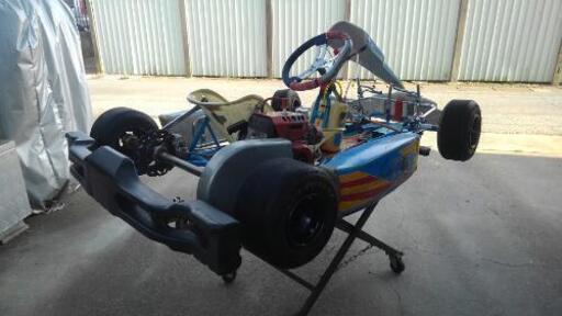 レーシングカート カデット