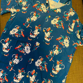 Disney Resort  ミニーちゃんイラストのアロハシャツ