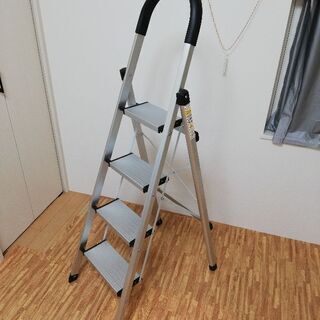 アルミ踏み台はしご梯子(４段142センチ)
