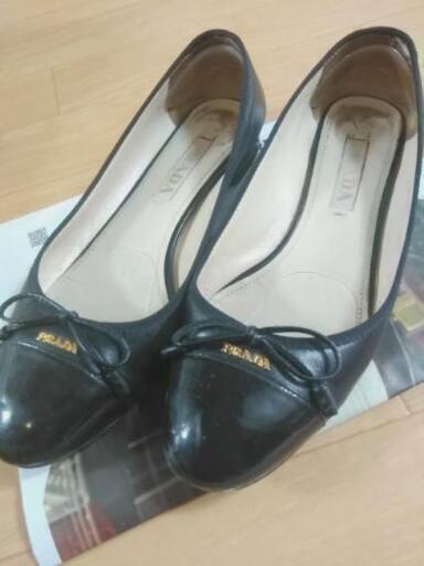 PRADA　リボンパンプス