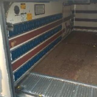 シャッター式 保冷コンテナ 頑丈 左右スライド式の扉 長さ462cm×幅222cm×高さ168cmくらい 旭市 シャッター式 保冷コンテナ 頑丈 左右スライド式の扉 長さ462cm×幅222cm