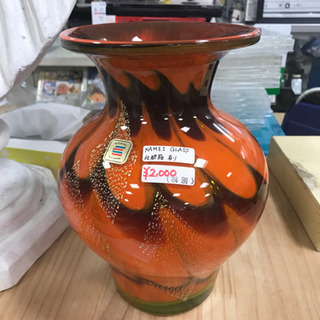 花瓶に最適なKAMEI GLASSの壺