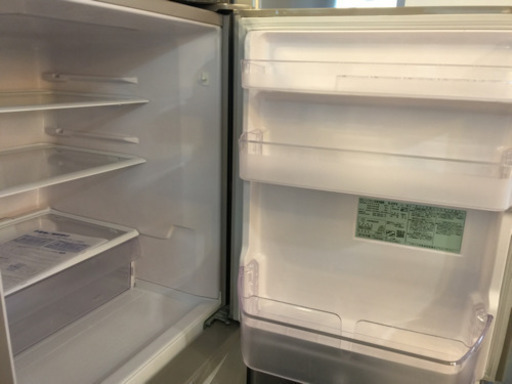 エイブイ]日立冷蔵庫3ドア、2016年