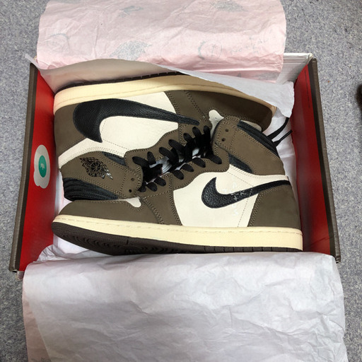 スニーカー Jordan1 Travis Scott