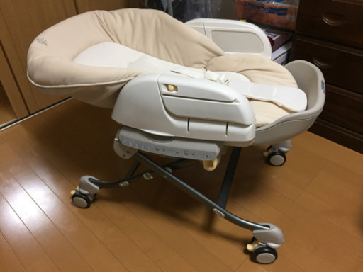 値下げします！！ベビー電動スウィング  （コンビ）ロワイヤルオートスウィング  LY