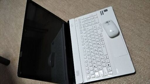 NEC LAVIE Note Standard NS700/AAW PC-NS700AAW //ノートパソコン