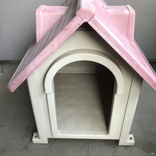 赤い屋根の犬小屋