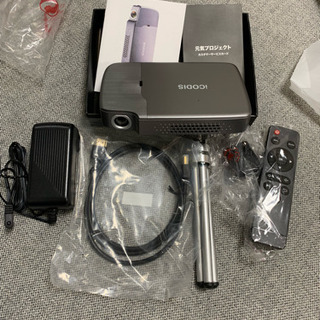 iCODIS RD-818 ミニ プロジェクター 小型 Vivid 818 Gaming/Movie Portable Mini Projector for Big