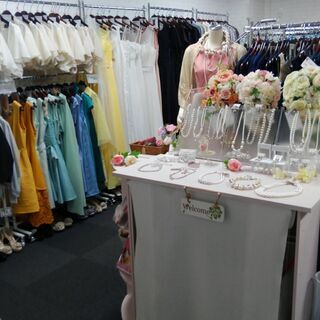 👗格安レンタルドレス👗ご試着いただきお気に入りを見つけてください👗