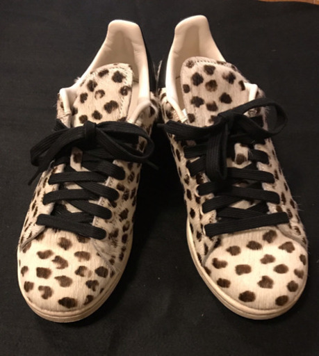 adidasスタンスミス ハラコスニーカー24cm