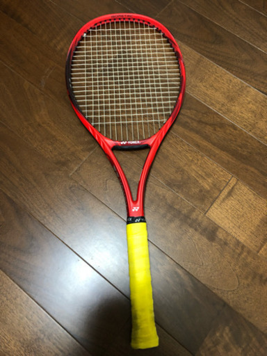 【美品】テニスラケット YONEX VCORE 95レッド