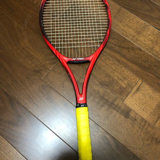 【美品】テニスラケット YONEX VCORE 95レッド
