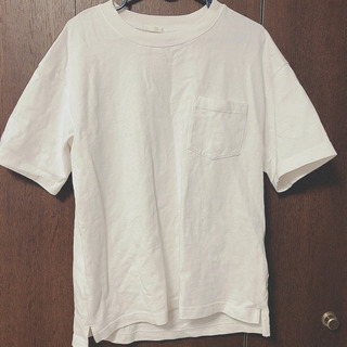 【GU】白Tシャツ