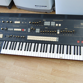 ヤマハ シンセサイザー CS70M  1981年発売品 アナログシンセサイザー ハイエンドモデル ヤマハ ☆ PayPay(ペイペイ)決済可能 ☆ 札幌市 清田区 平岡 ヤマハ シンセサイザー CS70M 1981年発売品 アナログシンセサイザー