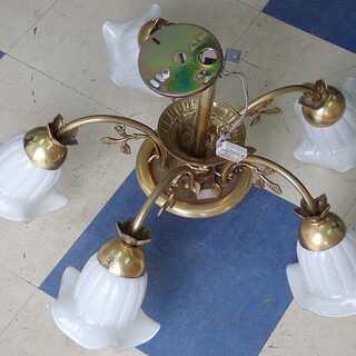 中古古いシャンデリアが無料 格安で買える ジモティー