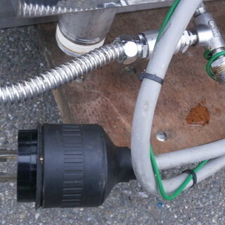 ☆中古品 厨房用品 電気多目的焼物器 NGM-6A 餃子 動作問題無し☆