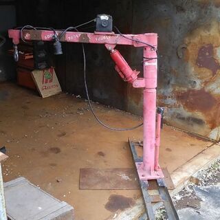 軽トラ、小型トラック用クレーン