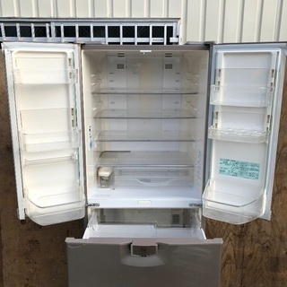 ファミリー向け401L 6ドア冷蔵庫 日立 R-KF40RPAM