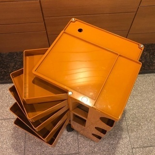 【受付中】送料無料 美品 希少カラー イタリア B-LINE ビーライン EU正規品 3段5トレイ Joe Colombo Boby Wagon ジョー コロンボ イームズ ハーマンミラー ネルソン コルビジェ 黄色 オレンジイエロー デザイン家電、デザイン家具多数出品中です。 出品リストよりご覧ください。  