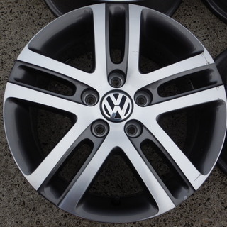 フォルクスワーゲンゴルフ純正 16インチ 4本セット トゥーランにも！