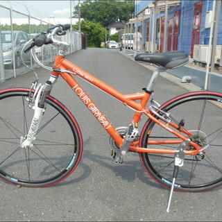 ★★　【ルイガノ　ＬＧＳ－ＳＩＸ】　サイズ３７０（Ｓサイズ相当）女性や学生さんにもお勧め！　フロントサスペンション仕様！　シマノ製２４段ギア！　お届け可能です！　★★