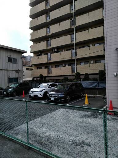 月極駐車場西新宿3丁目 Tmk 初台のその他の不動産 住宅情報 無料掲載の掲示板 ジモティー