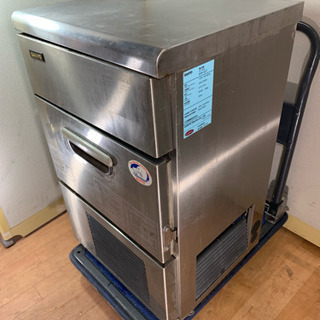 パナソニック(旧サンヨー) 業務用 全自動製氷機 店舗 厨房 SIM-S37 