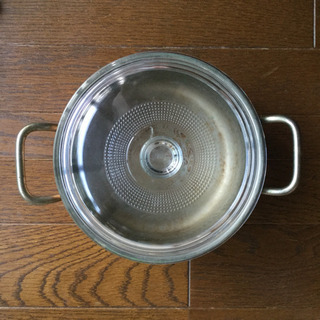 錫製の鍋