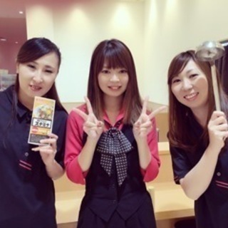 可愛い制服で気分も楽しく 女性が活躍している職場です スマホde求人 久留米のカフェの無料求人広告 アルバイト バイト募集情報 ジモティー