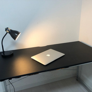 机＋ライト ※パソコンはイメージです
