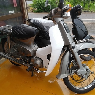 中古　ホンダスーパーカブカスタム