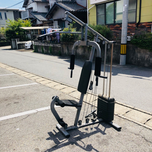 岐阜発！筋トレマシーン 腹筋 脚 胸 色々が一気に！