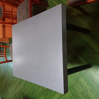 テーブル/横幅900×高さ690×奥行600mm（約）/在庫3