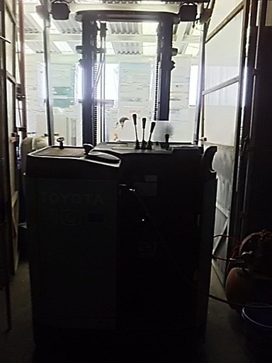 NC NR リーチ式 バッテリートヨタフォークリフト