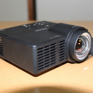 RICOH（リコー）ハンディプロジェクター PJ WXC1110 （LED光源）超美品