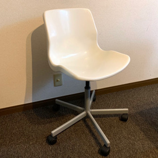 事務椅子 オフィスチェア IKEA 白
