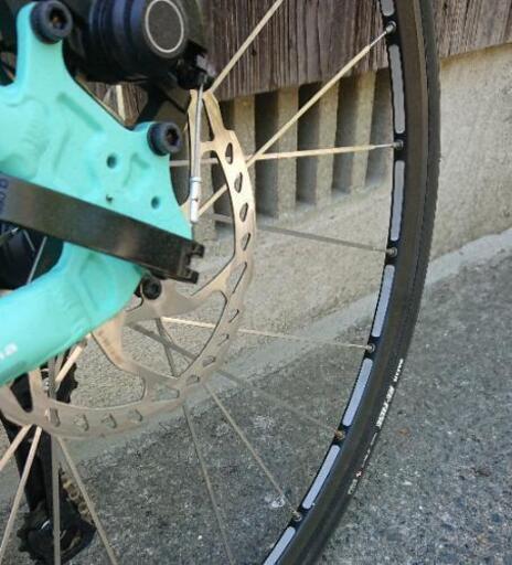 ほぼ新品　ビアンキ　ローマ　2018年モデル  タイヤ、ホイール、サドル変更 ほぼ新品 ビアンキ ローマ 2018年モデル タイヤ、ホイール、サドル変更