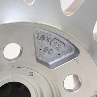 ENKEI Racing RS05 18×7.5J OFFSET50 5h 100 Silver 4本セットプリウス 