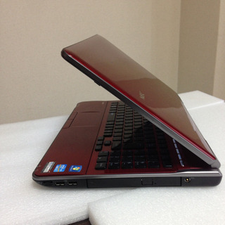 新品SSD爆速✨メモリ8GBで快適✨カメラ付✨すぐ使える設定済✅赤ノートパソコン 新品爆速SSD搭載☘LIFEBOOK/Core i7-4702MQ☘webカメラ