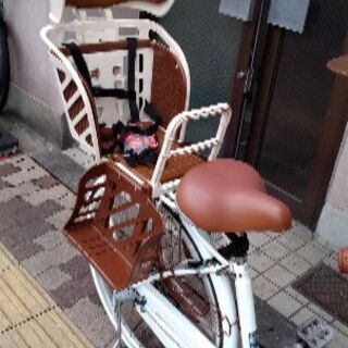 【日本製】mamafre！(幼児2人乗対応車)22/26吋 内装3段/LEDオート/パールホワイト