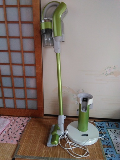 東芝コードレスクリーナーｖｃ ｃｌ0 ｇ 充電スタンド付説明書有 猫柱 川越の生活家電 掃除機 の中古あげます 譲ります ジモティーで不用品の処分